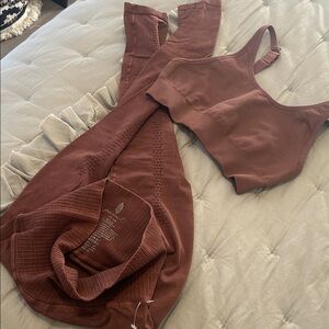 FP leggings - Mauve Ribbed Activewear Set